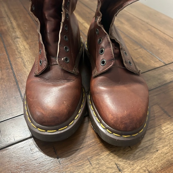 Vintage Dr. Martens Made in England 1460 8-Eye Boots Brown Leather Women’s 7 - Picture 6 of 16